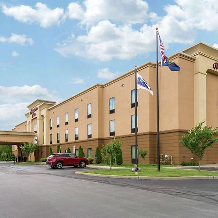 Hampton Inn Meadville Bagian luar foto