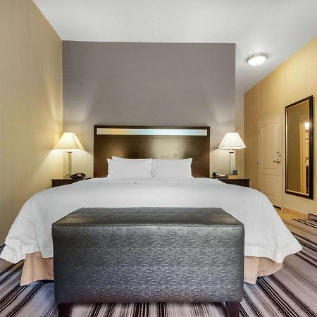 Hampton Inn Meadville Bagian luar foto