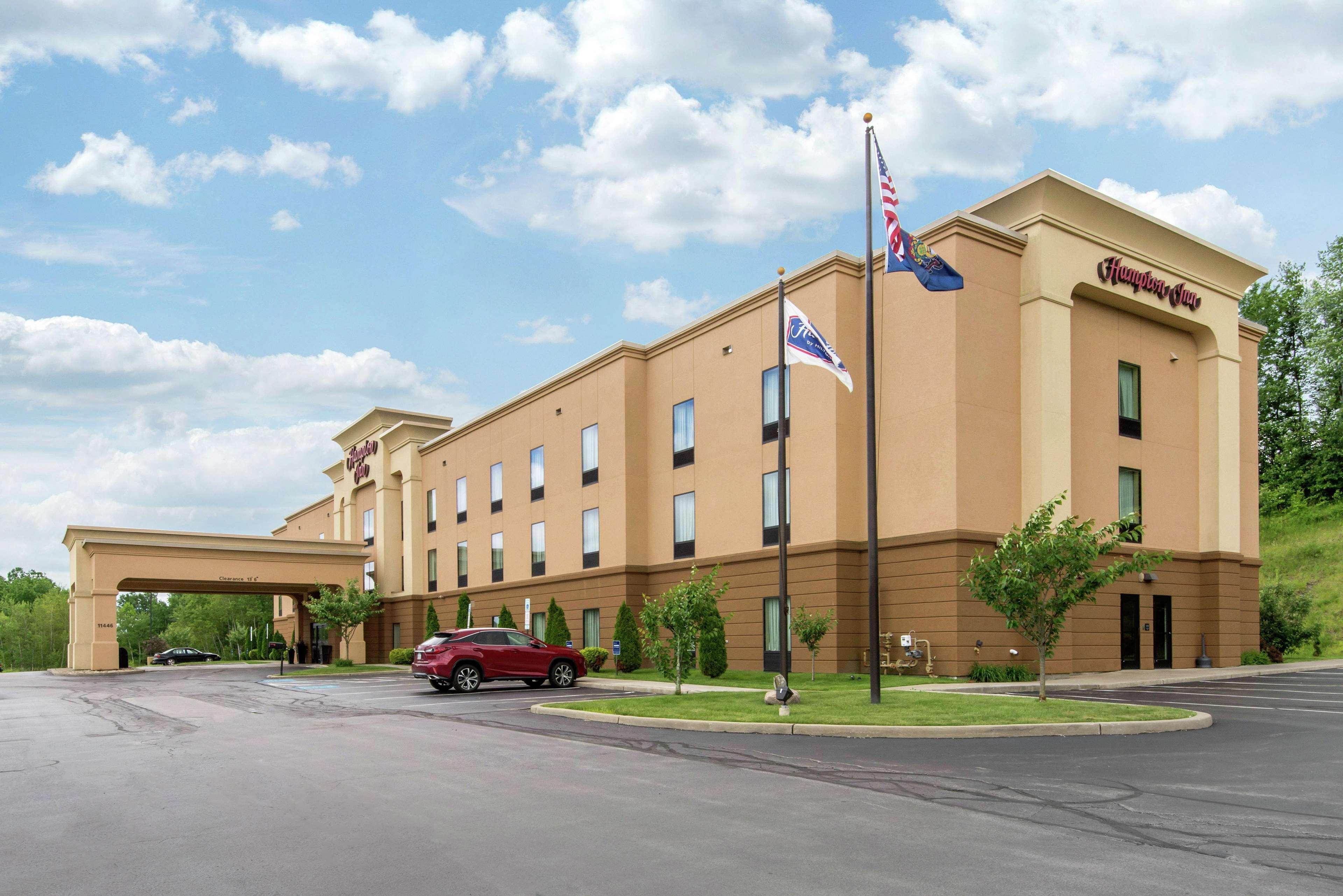 Hampton Inn Meadville Bagian luar foto