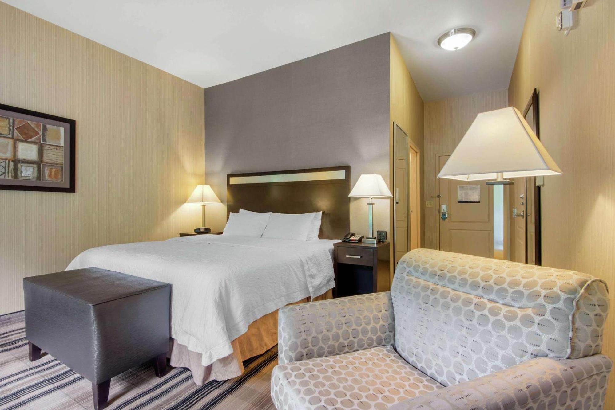 Hampton Inn Meadville Bagian luar foto