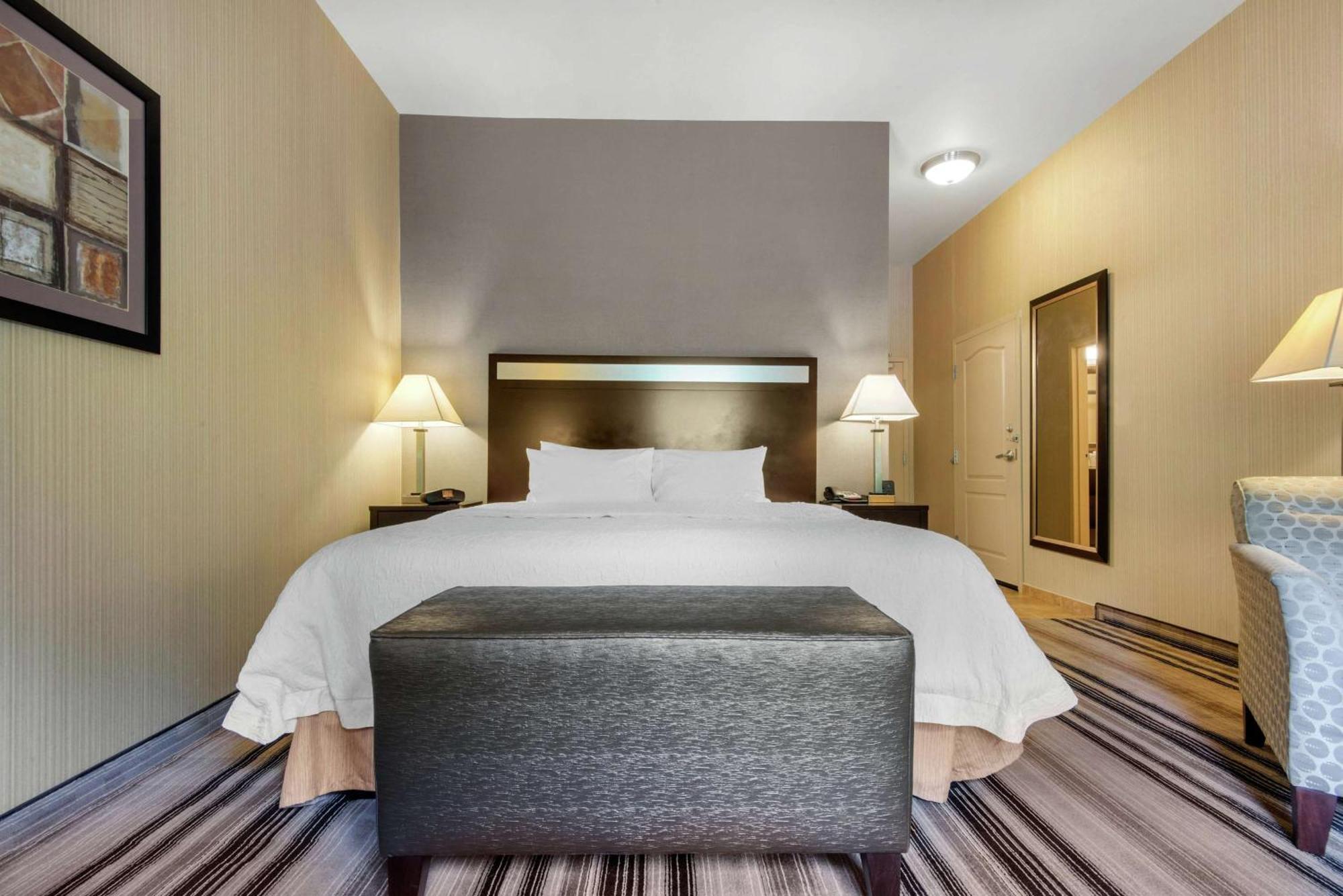 Hampton Inn Meadville Bagian luar foto